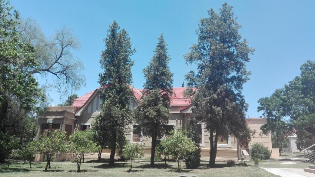 Hotel Mariapolis Alta Gracia Exterior foto